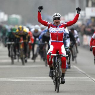 La UCI permite que Giro de Italia sea disputado con 23 equipos