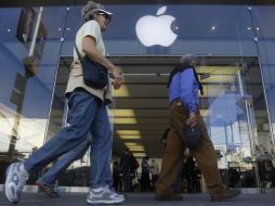 La manzana mordida consiguió alzarse nuevamente en el primer puesto de la lista de las 50 empresas más admiradas de todo el mundo. ARCHIVO /