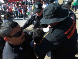 Se inició un cadena de violencia que tuvo su epicentro la semana pasada en unos disturbios entre seguidores de Chivas y de León. ARCHIVO /