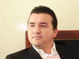 Ornelas también ha trabajado como secretario particular de Sandoval Díaz.  /