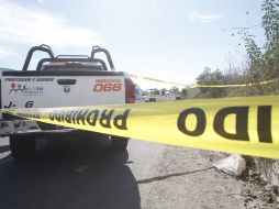 En Zapopan, dentro de un auto fue encontrado un hombre muerto de un balazo en el tórax.  /
