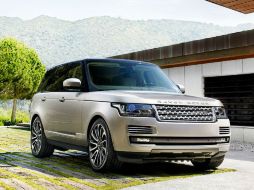 Land Rover. Range Rover.  /