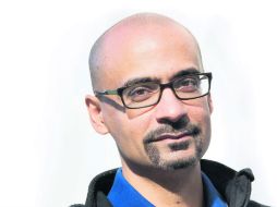 De ficción. Díaz disfruta de la beca Mc Arthur, consistente en medio millón de dólares, para dedicarse sólo a escribir.  /
