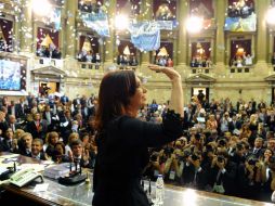 La presidenta reitera que pagará a acreedores en iguales condiciones. EFE /