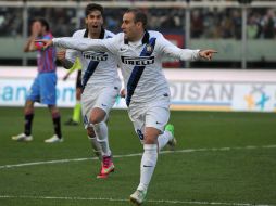 La victoria permite al Inter continuar luchando por un puesto para la próxima Champions League. AP /