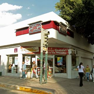 Santander firma alianza con Oxxo