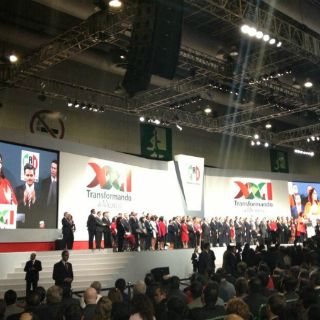 Peña Nieto defiende reformas en estatutos