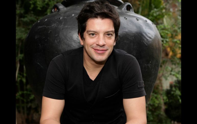 El cantante ofrecerá un concierto este 13 de marzo y se presenta los jueves como ''Emmanuel'' en el musical ''Mentiras''. ARCHIVO /