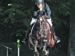 Destacados. Javier Fernández, a lomos de ''Anelka'', se llevó el triunfo en la prueba estelar. EL INFORMADOR /