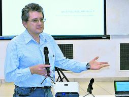 Arellano Gault pide que los miembros de órganos autónomos no puedan tener actividades en Gobierno o partidos, inmediantamente después. ESPECIAL /