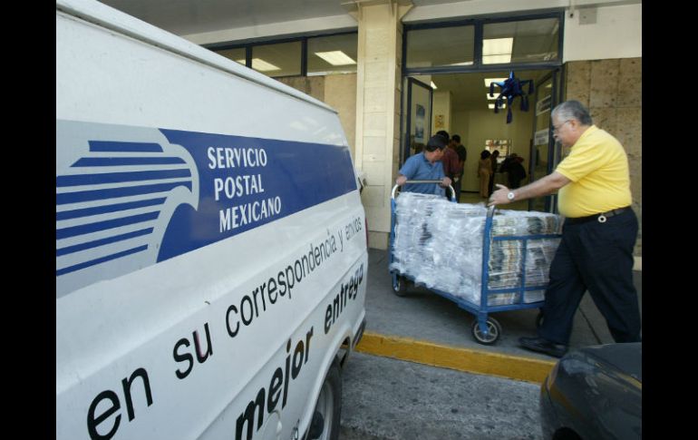 Un ejemplo podía ser: el servicio postal mexicano cuenta con servicios de rastreabilidad para los usuarios. ARCHIVO /