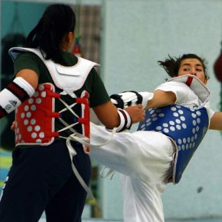 María Espinoza viajará a Corea y Suiza