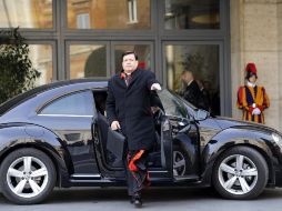El cardenal Norberto Rivera Carrera llega para participar en la tercera congregación de cardenales, preparatoria del cónclave. EFE /