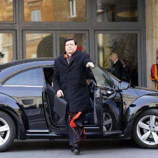 Norberto Rivera protegió a pederastas, acusan víctimas de abuso sexual