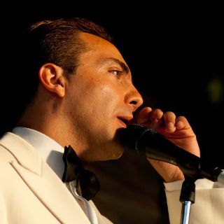 Cristian Castro se conecta a la onda electrónica en su nuevo disco