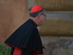 Roger Mahony llega a la reunión de cardenales en el Vaticano. AFP /