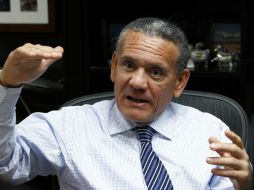 López Meyer se compromete a impulsar el desarrollo de la infraestructura aeroportuaria en beneficio del sector aéreo. ARCHIVO /