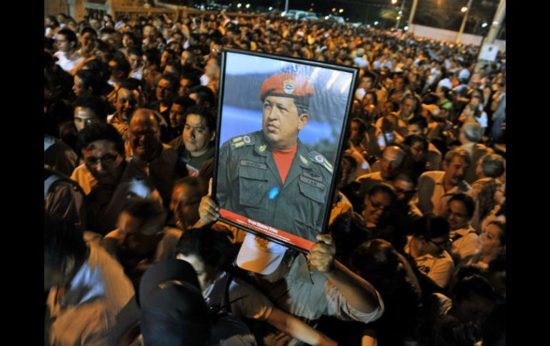 Un ejemplo puede ser: algunos venezolanos viven la etapa del poschavismo con tristeza.. AFP /
