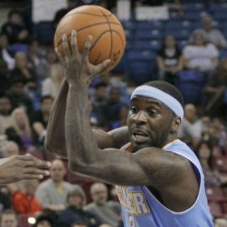 Nuggets liga seis victorias consecutivas