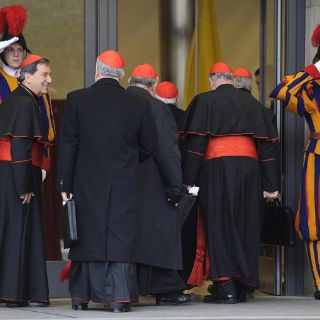 Faltan dos cardenales para definir fecha del Cónclave