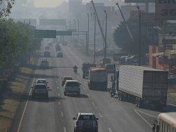 Se recomienda a las personas que habitan por la zona que suspendan sus actividades al aire libre. ARCHIVO /
