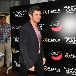 Sanz envía sus condolencias a la familia y seguidores de Chávez