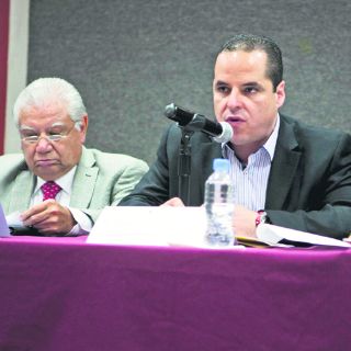 Comisión de Gobernación ratifica al contralor del Estado