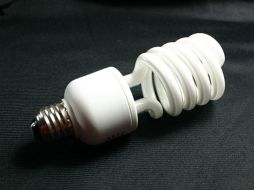 El adelanto de una hora en el comienzo de la primavera, trae un ahorro de casi el 5% en el consumo de energía. ARCHIVO /