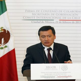 Osorio Chong lamenta muerte de Gallegos