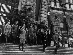 La exposición presenta los testimonios de cuando la arqueología estuvo al servicio de la política. AFP /