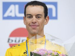 Richie Porte, del equipo Sky, ganador de la final de la 72 París-Niza de ciclismo. EFE /