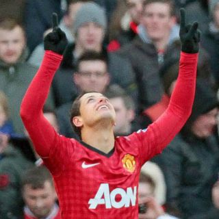 Chicharito anota en empate del ManU
