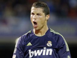 Ronaldo marca los dos goles que llevan a su equipo a la victoria. EFE /