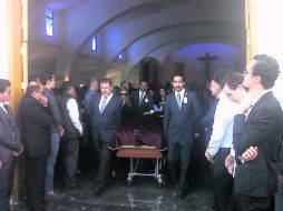 Último adiós. Funcionarios estatales, alcaldes y empresarios asistieron ayer a la misa de cuerpo presente de Jesús Gallegos Álvarez. EL INFORMADOR /