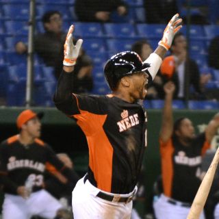 Holanda gana y elimina a Cuba