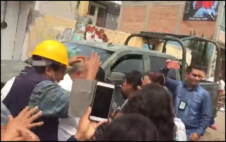 El edil se encontraba en una de las zonas afectadas por el sismo de 7.1 grados.