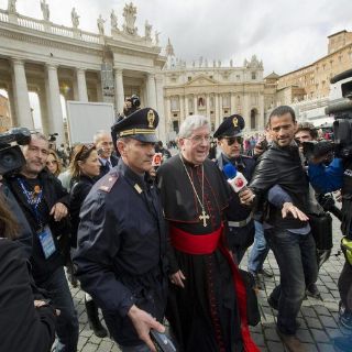 Scola, favorito de italianos para suceder a Benedicto XVI
