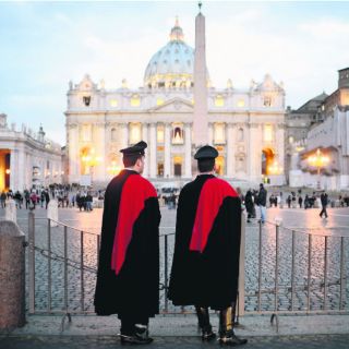 Cercanos a Ratzinger, con más posibilidades