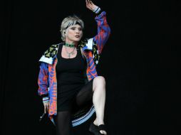 La diva de Blondie tuvo que hacerlo porque atravesaba momentos difíciles, pero comprar ropa usada también le parece cool. AP /