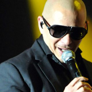 Amenizarán Pitbull, Christina Aguilera y Ke$ha los Kids Choice Awards