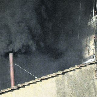 Sin resultados positivos tras primera votación papal