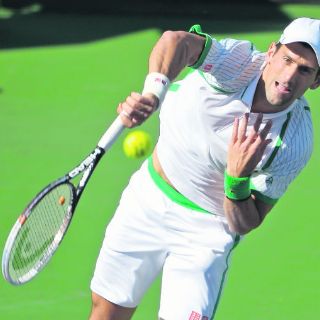 Novak Djokovic se mete a los octavos de final