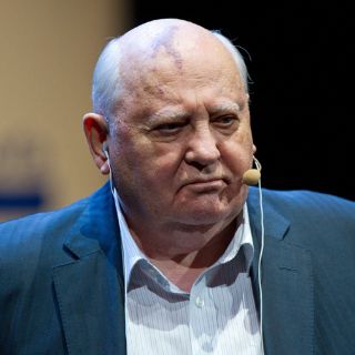 Rusia necesita un gobierno socialdemócrata: Gorbachov