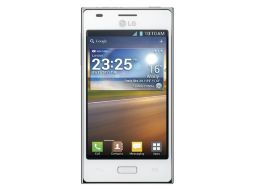 La línea de teléfonos celulares de la Serie L ofrece pantallas más grandes. PARA MÁS INFORMACIÓN VISITA www.telcel.com ESPECIAL  /