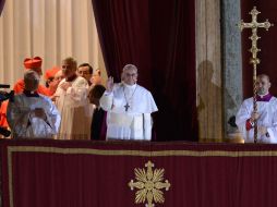 La tercera fumata fue blanca y marcó la elección del nuevo Papa Francisco. AFP /