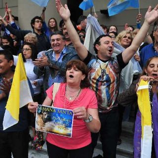 #PrimerasPalabrasDelPapa, el hashtag más popular del día