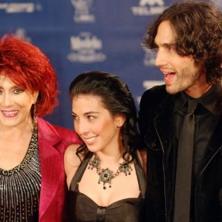 Julissa cede la parte creativa de ''Vaselina'' a Benny y Alejandro