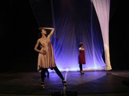 El montaje habla sobre las obsesiones corporales de alguien que quiere hacer de su memoria y de sus errores de juventud, materia. ARCHIVO /