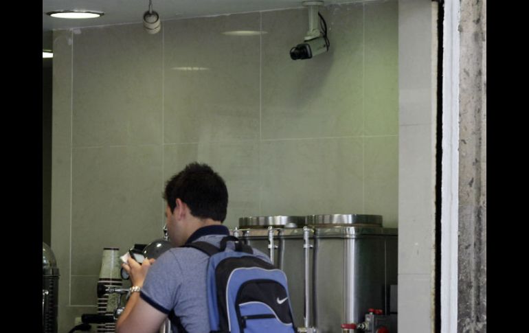 La instalación, por ejemplo, de 16 cámaras cuesta unos 20 mil dólares. ARCHIVO /