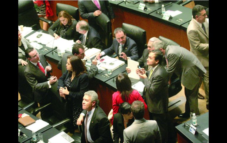 El senado aprobó la ENE, luego de que rechazó las últimas dos iniciativas del expresidente FCH. CUARTOSCURO  /